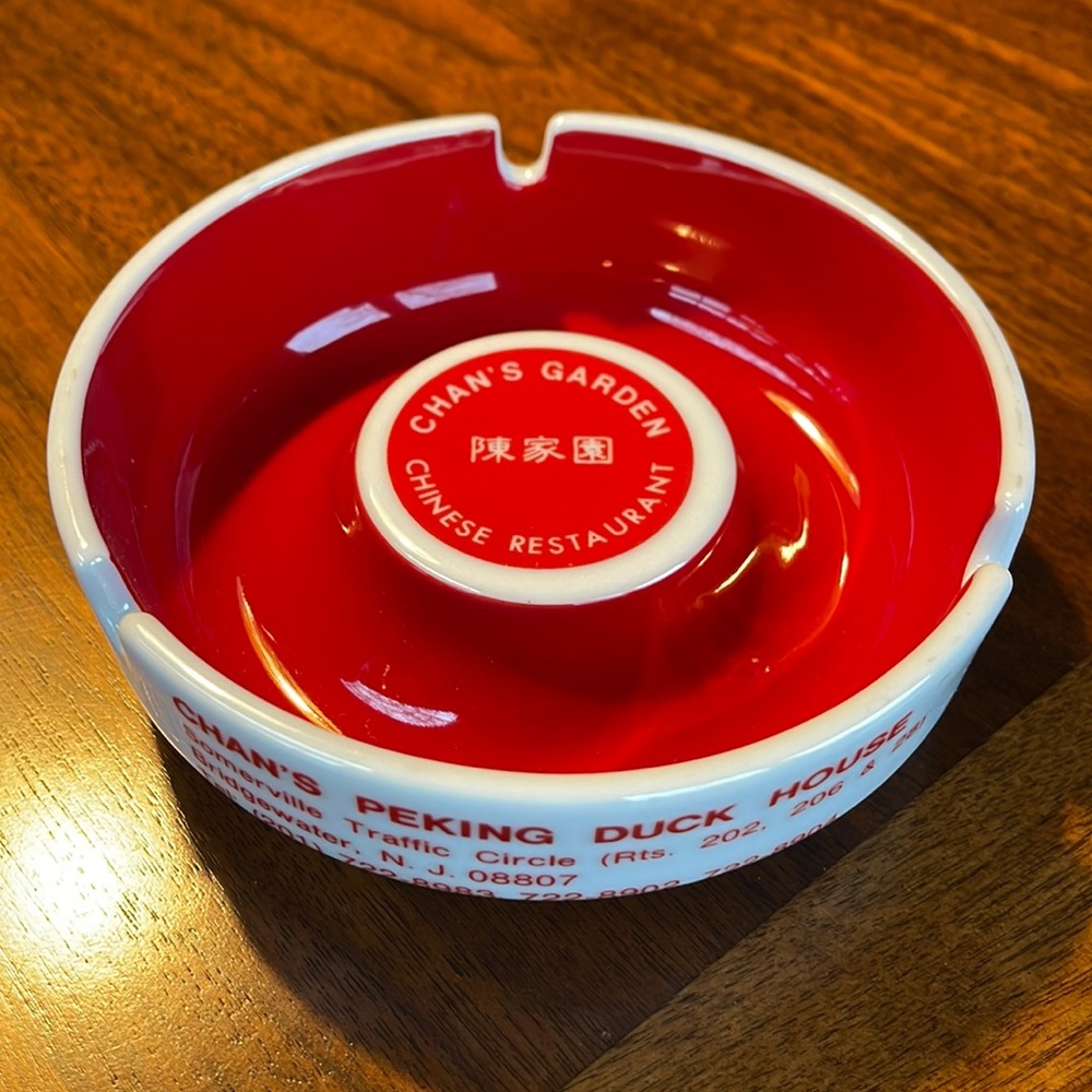 NEVER USED - VINTAGE CHAN’S PEKING DUCK HOUSE/CHAN'S GARDEN ASHTRAY